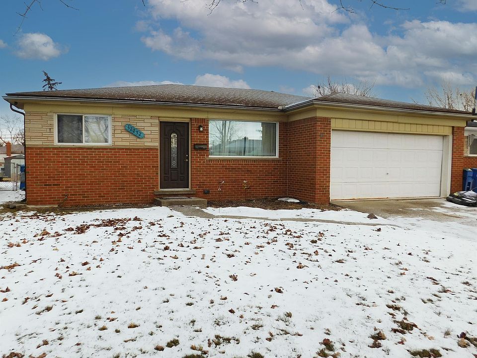 1st image of 32252 Parker Cir