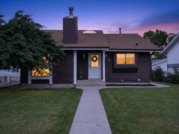 131 Cameron Cres, Wetaskiwin, AB T9A 3H5