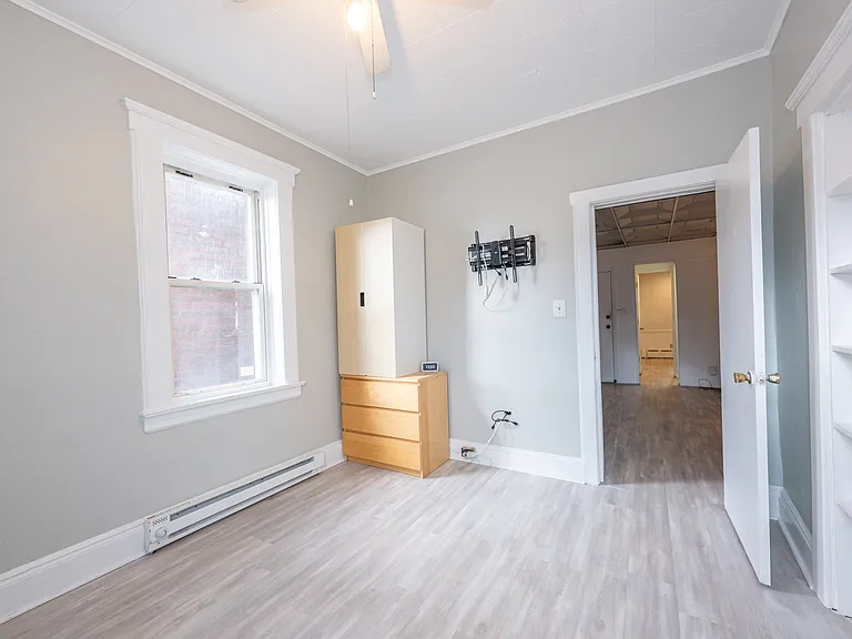 12 Garfield Ave #1 — Photo 3