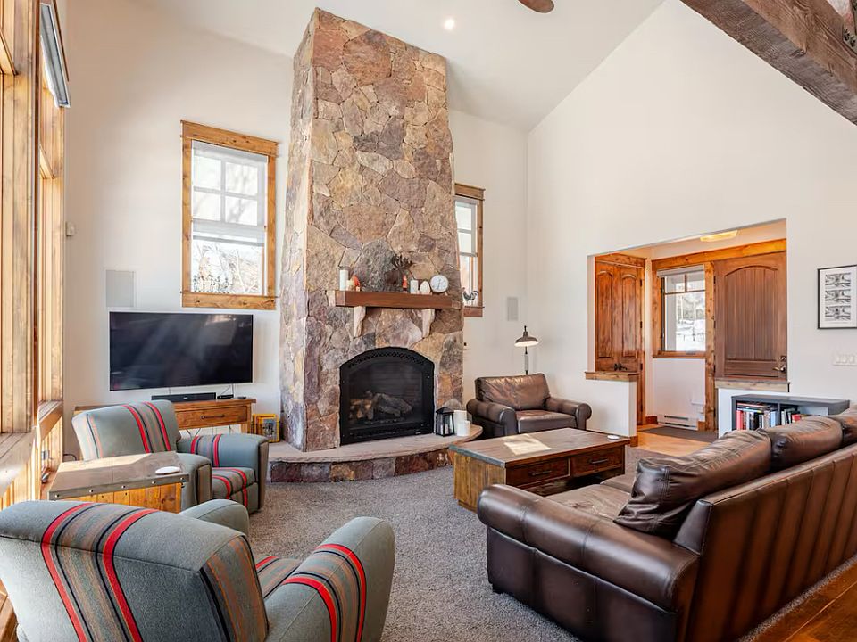 Great room.