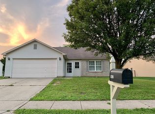 9862 Rhodes Ln, Avon, IN 46123