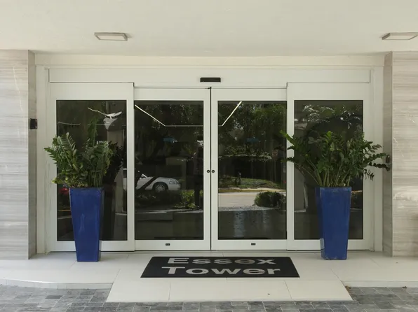 340 Sunset Dr, Fort Lauderdale, FL