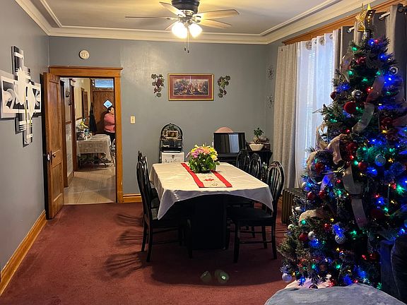 4th image of 1305 S 58th Ct