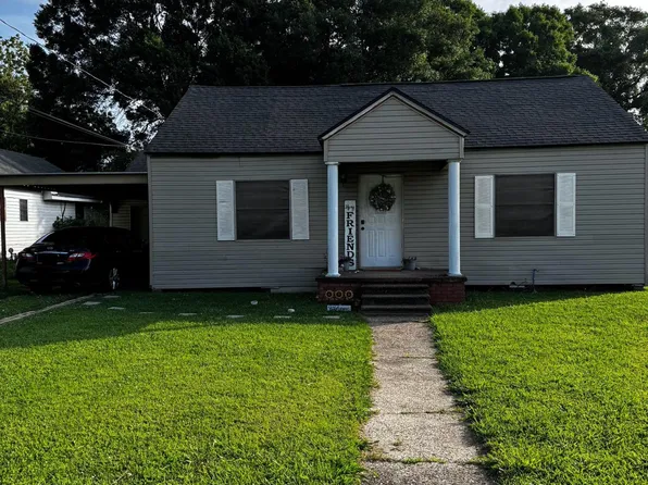 116 N 22nd St, Nederland, TX 77627