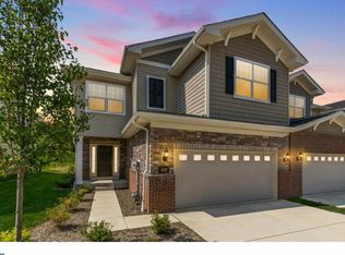 408 Elton Farm Cir, Glen Mills, PA 19342