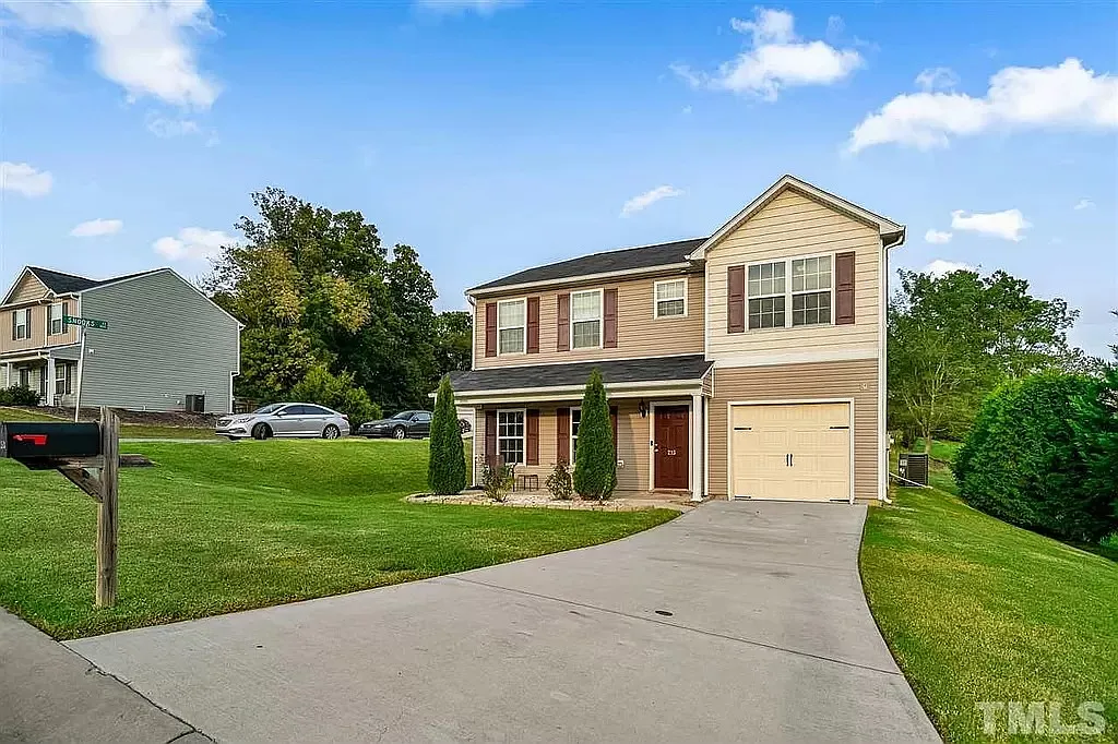 213 Thad Dr — Photo 2