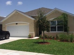 1324 Lexington Sq SW, Vero Beach, FL 32962