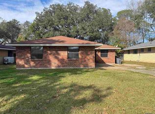 1027 Arcadia Dr, Baton Rouge, LA 70810