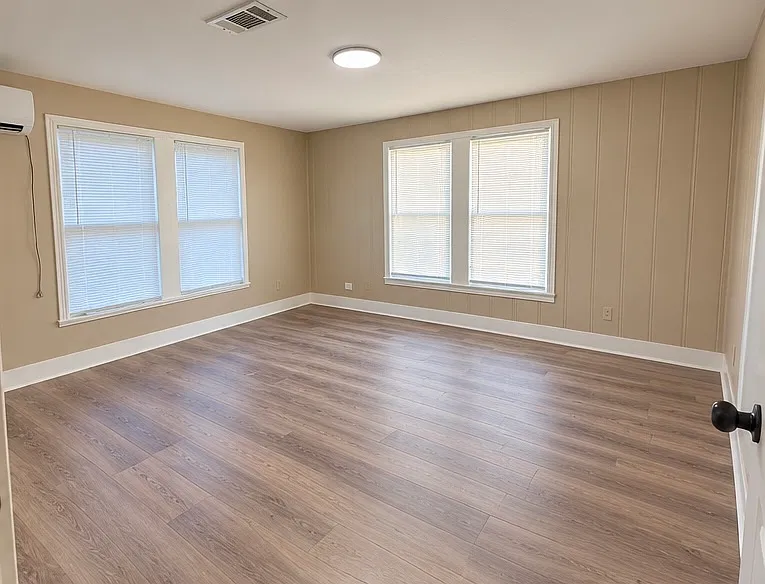 6603 Lockwood Drive - 1 — Photo 3