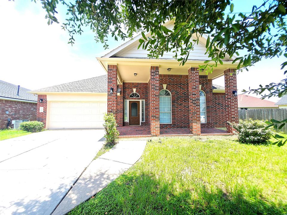 1st image of 21002 White Oak Ridge Dr