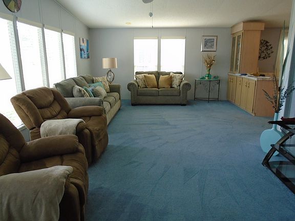 3rd image of 6050 Forest Lake Dr