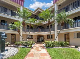 895 S Gulfview Blvd APT 202, Clearwater, FL 33767