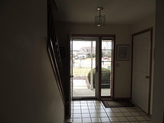 3rd image of 1163 Henlon Cir
