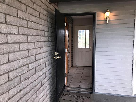 5th image of 3472 W Green Trees Dr