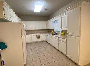 288 Acorn Dr, Columbus, MS 39705