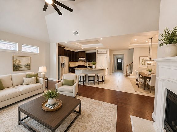 2nd image of 5713 Zinnia Dr