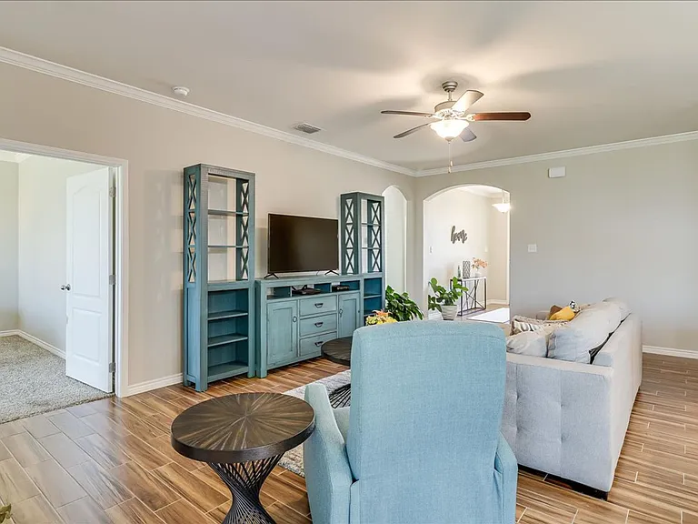 7610 Quartz Dr — Photo 7