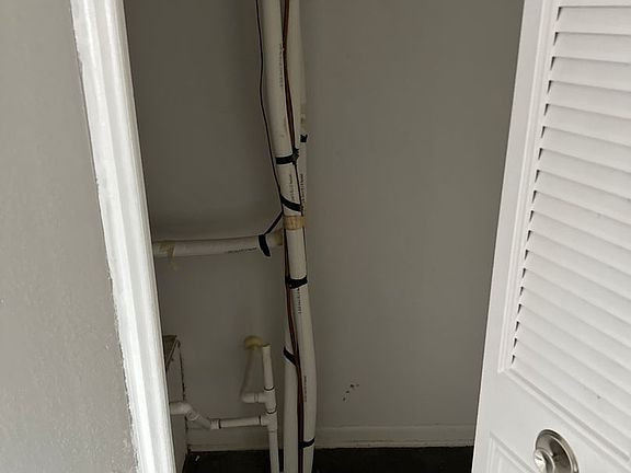 4th image of 1006 Forest Ct #B03-1026-1