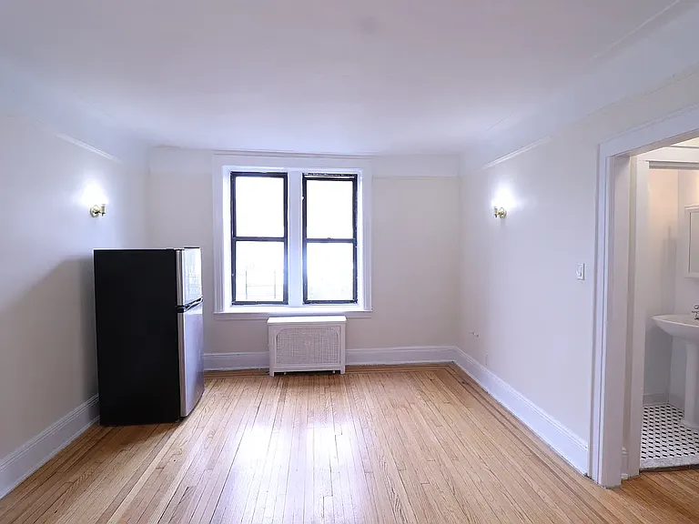 86-02 Forest Pkwy #1C — Photo 5
