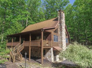 1118 Lake Shore Dr, Oakland, MD 21550