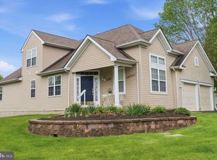 35 Zinnia Way, Langhorne, PA 19047