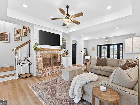 4th image of 4746 Bentley Rd