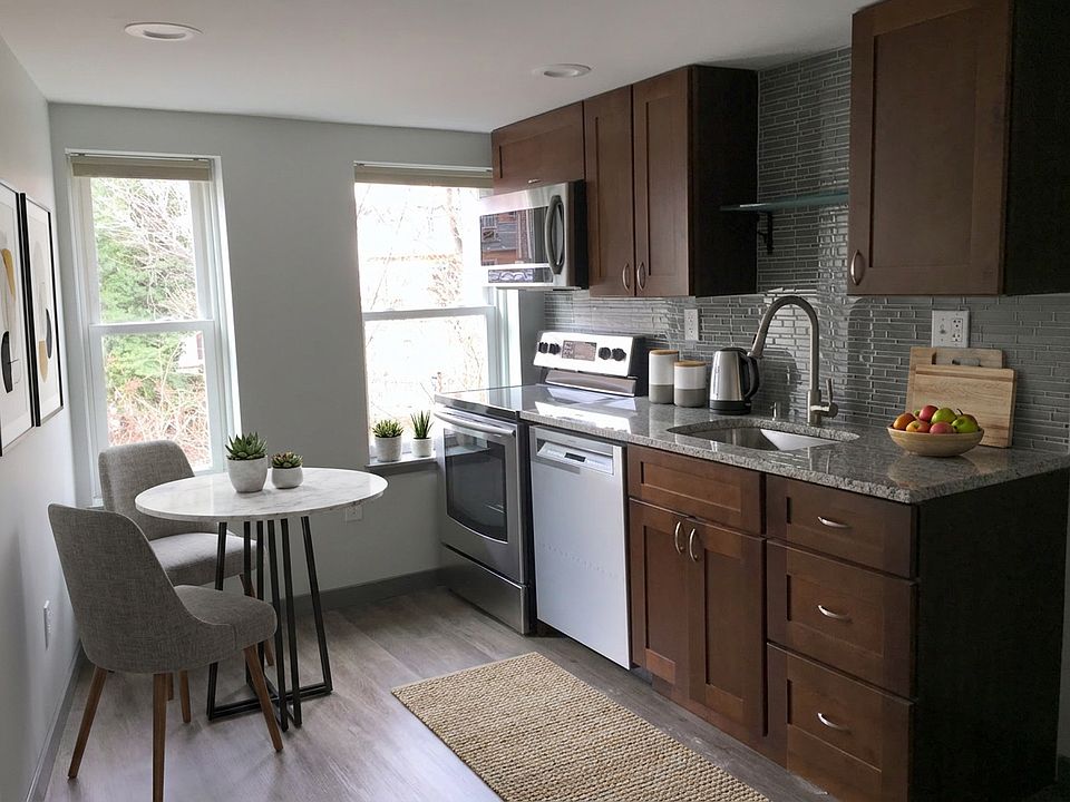 1st image of 510 Saint Paul Pl #3C