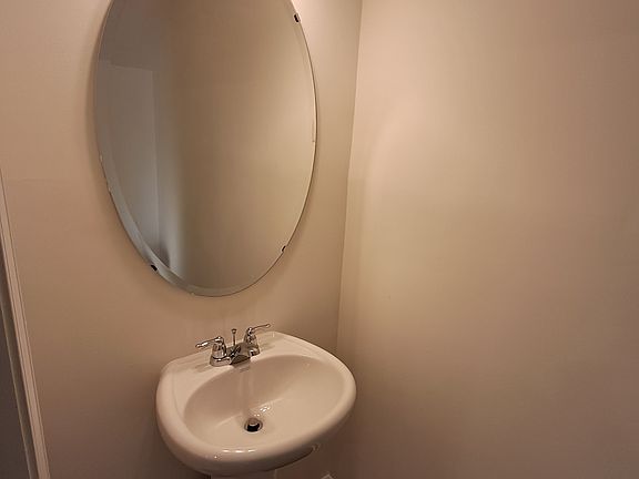 5th image of 1106 Tofino Dr