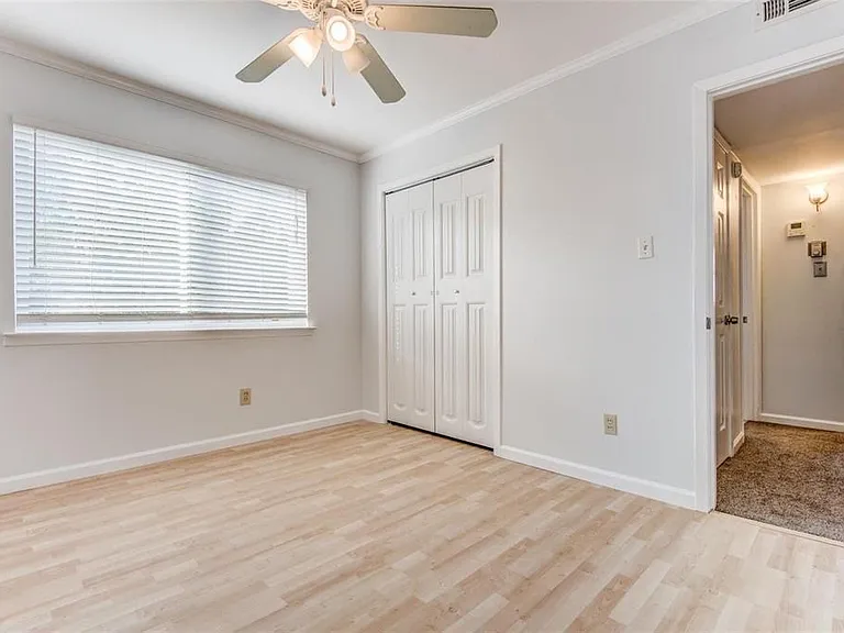 4011 Cole Ave #113 — Photo 15