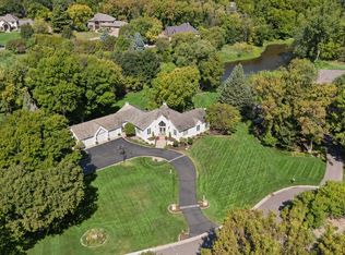 5955 Boulder Bridge Ln, Shorewood, MN 55331