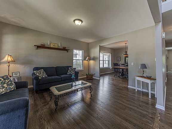 4th image of 2610 Shenandoah Ct