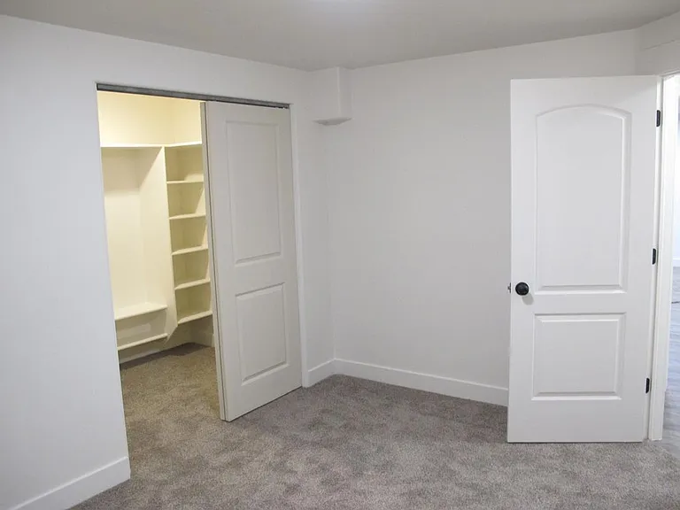 2037 S Bridle Cir — Photo 10