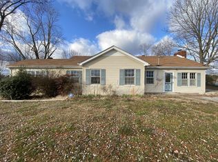 136 Dunn Fall River Rd, Leoma, TN 38468