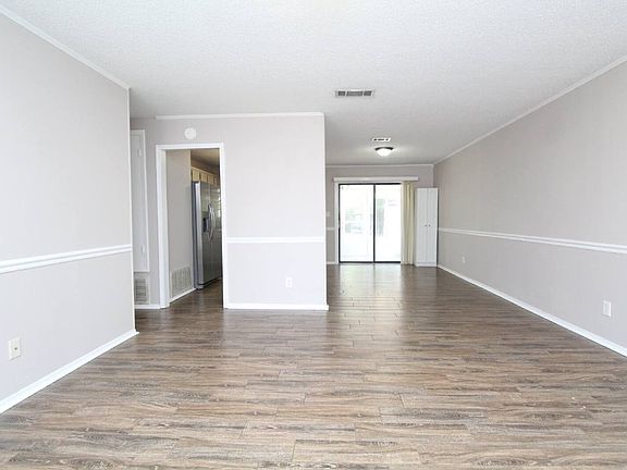 5th image of 4009 Baywoods Dr