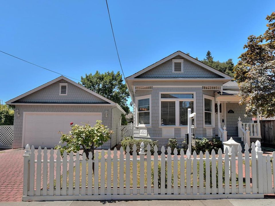 1st image of 15 Ashler Ave