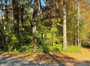 130 Valley Dr, Stockbridge, GA 30281