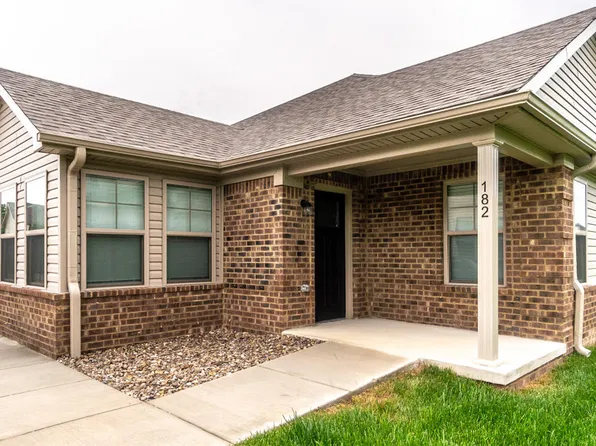 182 Garden Gate Dr, Berea, KY 40403