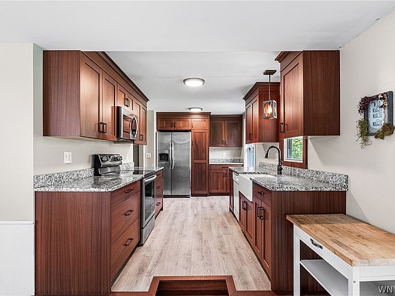 5th image of 6327 Dorchester Rd