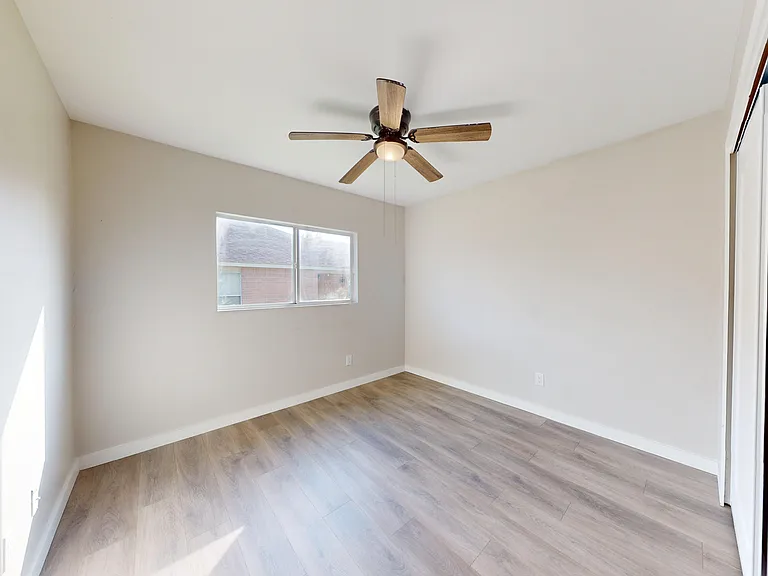 145 S Willow Way — Photo 26