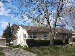 8608 W Ruby Ave, Milwaukee, WI 53225