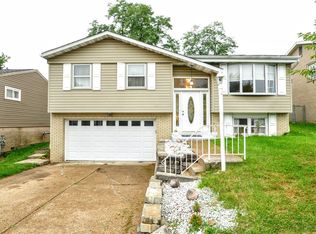 1506 Amelia Ave, South Park, PA 15129