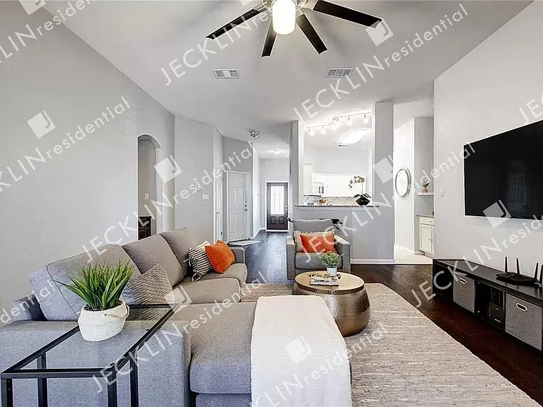 2415 Candle Ridge Trl — Photo 9