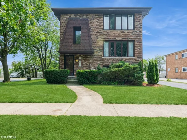 4131 Lindenwood Dr, Matteson, IL 60443