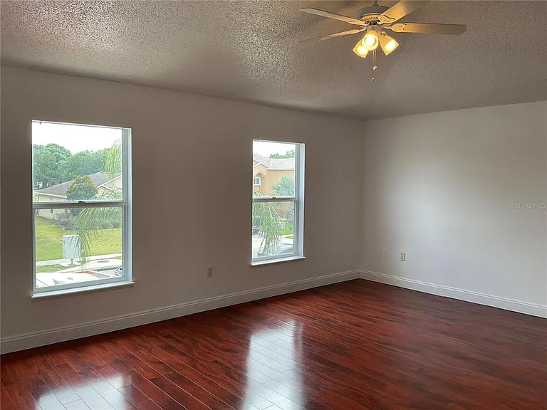 10318 Laxton St — Photo 19