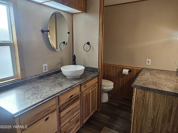 2nd image of 1130 N Wenas Rd Unit 6