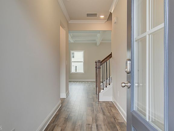 3rd image of 133 Brant Cir