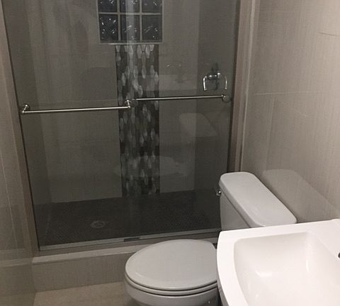 5th image of 1540 N Andrews Ave