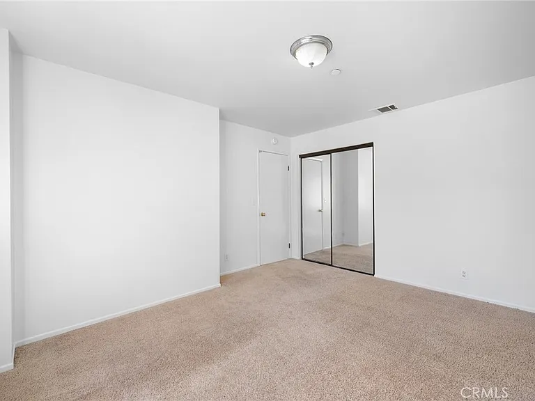2747 Hermosa Ave #6 — Photo 22