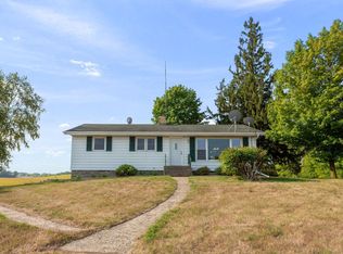 2420 Dempsey Ave SW, Waverly, MN 55390