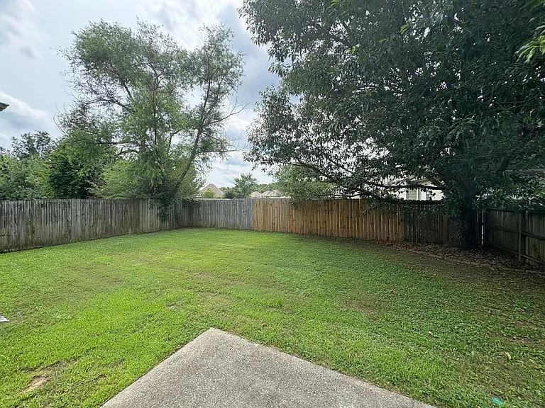 2131 Spaulding Pl — Photo 23